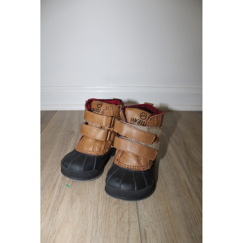Magellan Outdoors Toddler Boys Brown Black Plaid Lined Duck Boots Size 6 Winter
